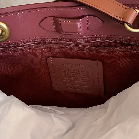 Coach Signature Chain Leather Tote Tan - Picture 11 of 15